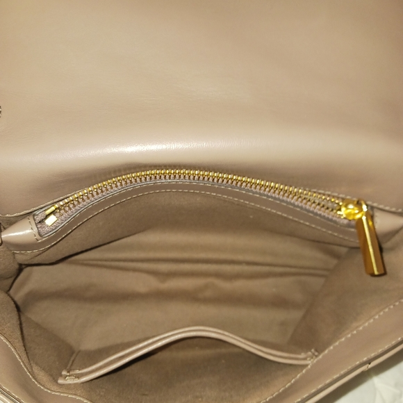 Kira should bag - Picture 4 of 8